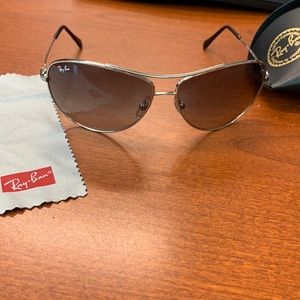Women’s ray-ban sunglasses
